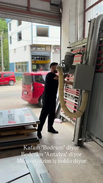 Atölyemizde kompozit panel işleme